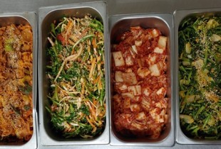 밥+국+4찬